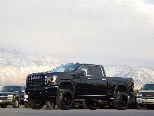 2025 GMC Sierra 3500HD Denali Ultimate