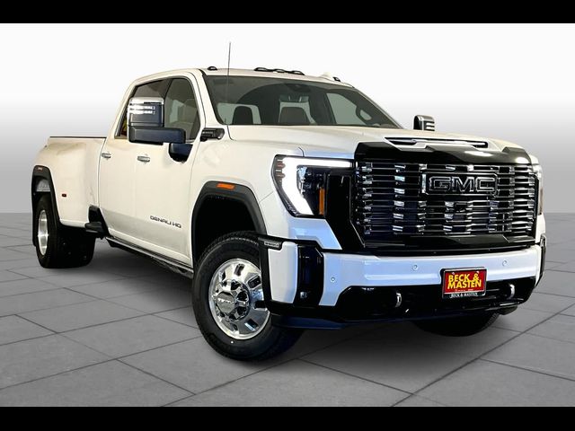 2025 GMC Sierra 3500HD Denali Ultimate