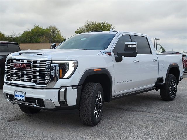 2025 GMC Sierra 3500HD Denali