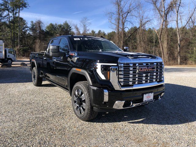 2025 GMC Sierra 3500HD Denali