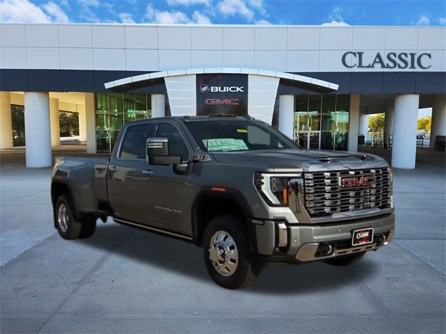 2025 GMC Sierra 3500HD Denali