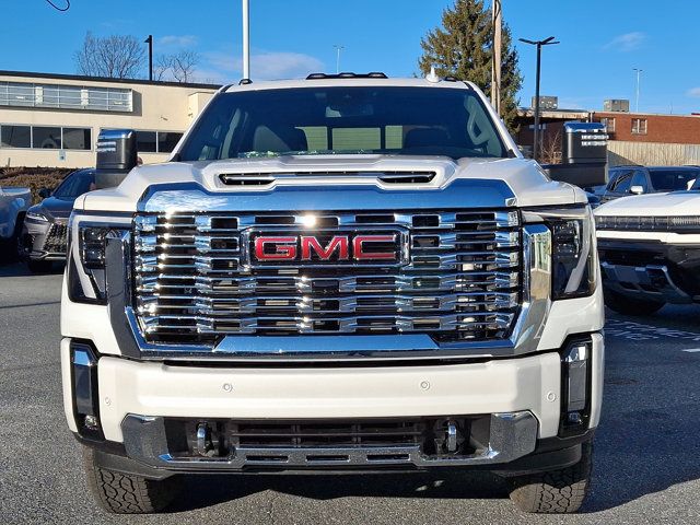 2025 GMC Sierra 3500HD Denali