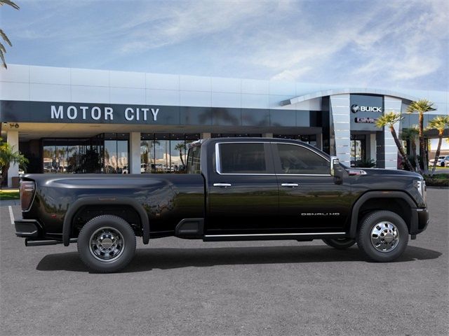 2025 GMC Sierra 3500HD Denali