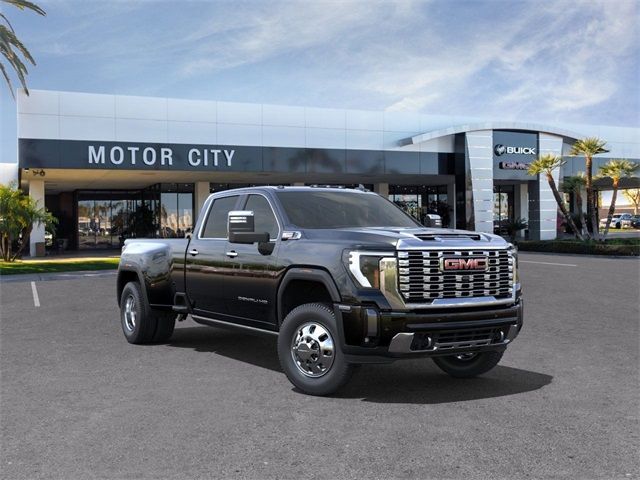 2025 GMC Sierra 3500HD Denali