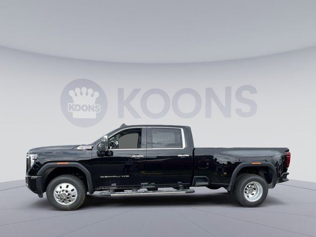 2025 GMC Sierra 3500HD Denali