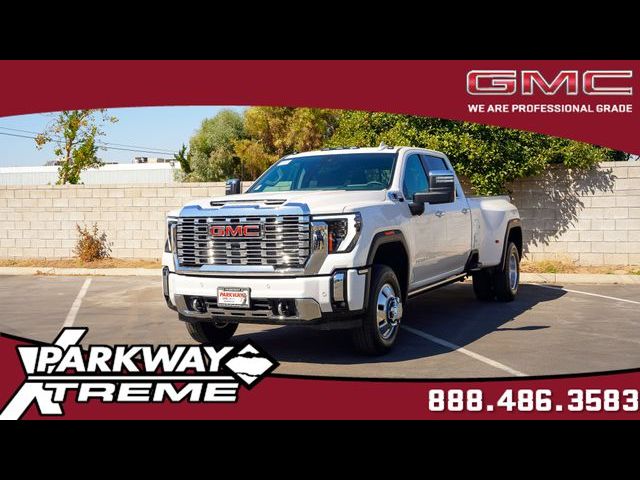 2025 GMC Sierra 3500HD Denali