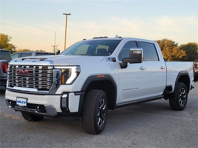 2025 GMC Sierra 3500HD Denali