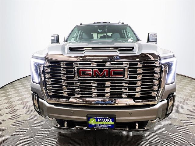 2025 GMC Sierra 3500HD Denali