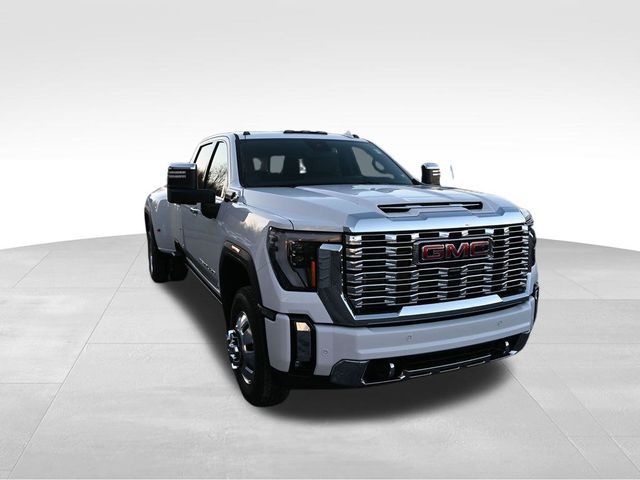 2025 GMC Sierra 3500HD Denali