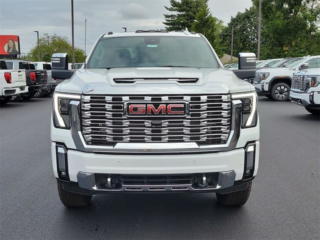 2025 GMC Sierra 3500HD Denali