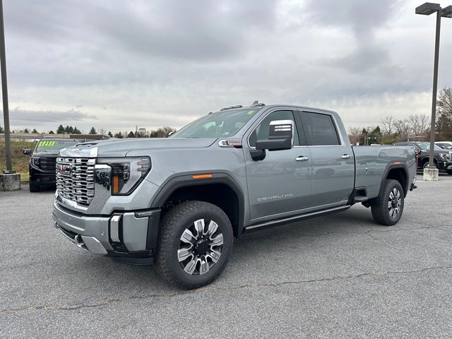 2025 GMC Sierra 3500HD Denali