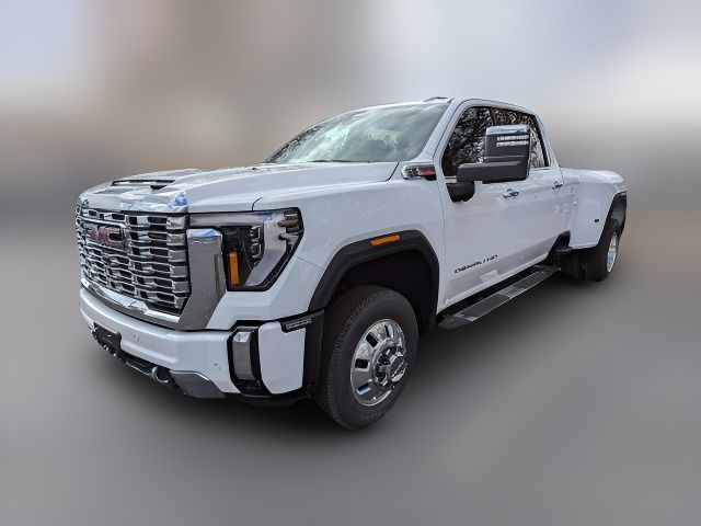 2025 GMC Sierra 3500HD Denali