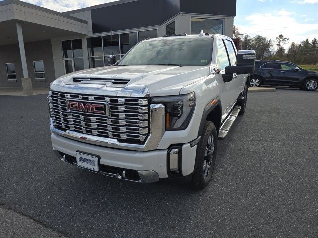 2025 GMC Sierra 3500HD Denali