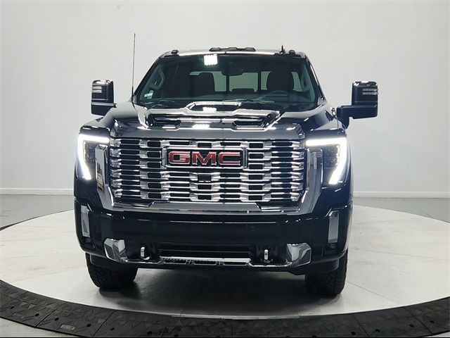 2025 GMC Sierra 3500HD Denali