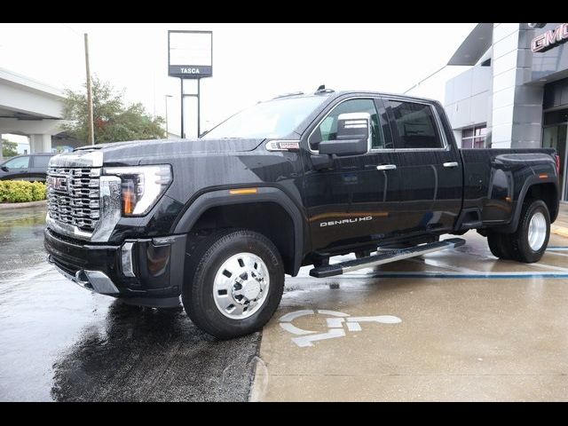 2025 GMC Sierra 3500HD Denali