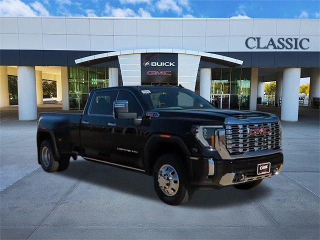 2025 GMC Sierra 3500HD Denali