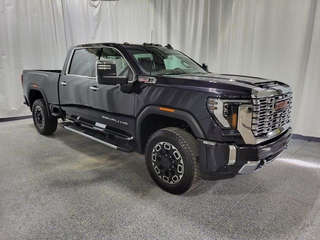 2025 GMC Sierra 3500HD Denali