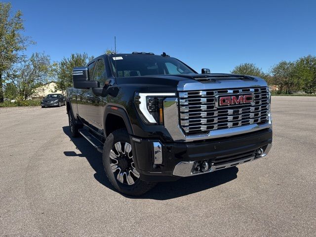 2025 GMC Sierra 3500HD Denali