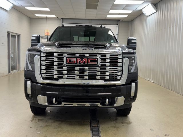 2025 GMC Sierra 3500HD Denali