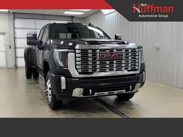 2025 GMC Sierra 3500HD Denali