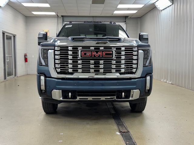 2025 GMC Sierra 3500HD Denali