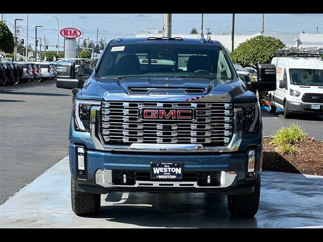 2025 GMC Sierra 3500HD Denali