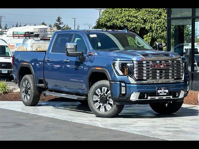 2025 GMC Sierra 3500HD Denali