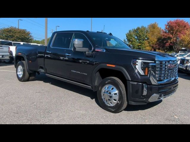 2025 GMC Sierra 3500HD Denali