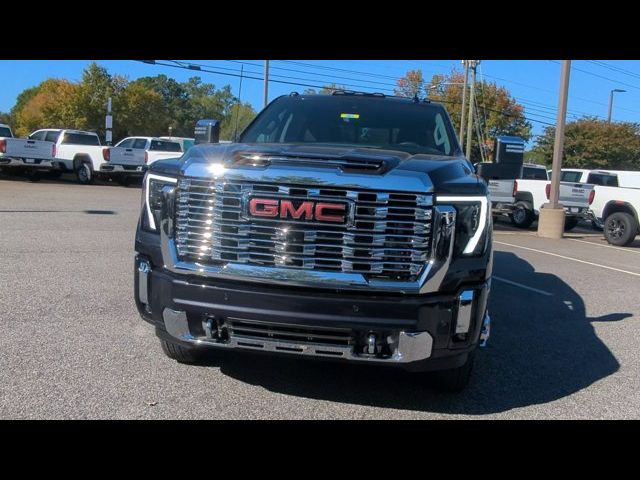 2025 GMC Sierra 3500HD Denali