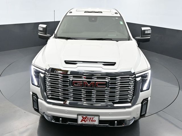 2025 GMC Sierra 3500HD Denali