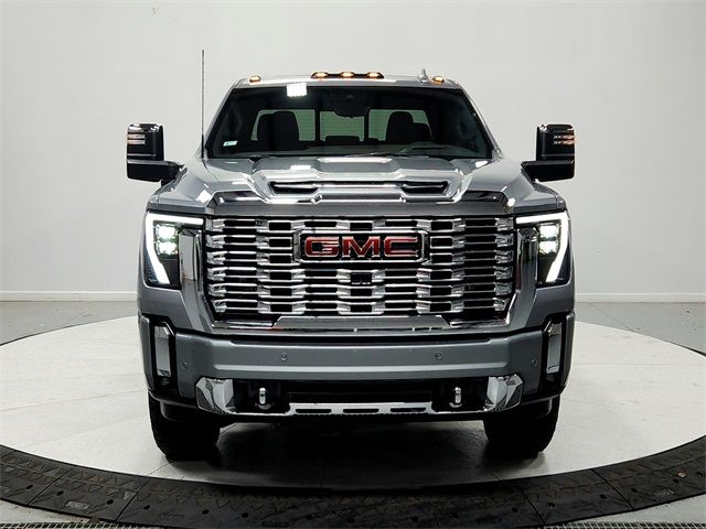 2025 GMC Sierra 3500HD Denali