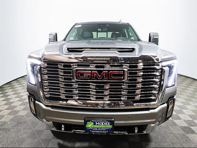 2025 GMC Sierra 3500HD Denali