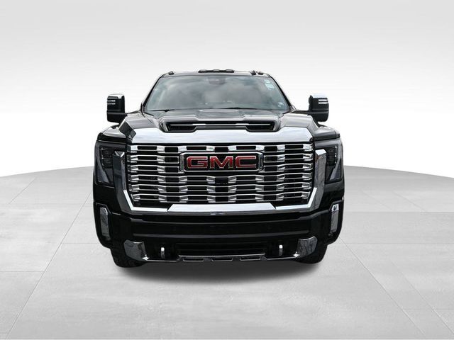 2025 GMC Sierra 3500HD Denali