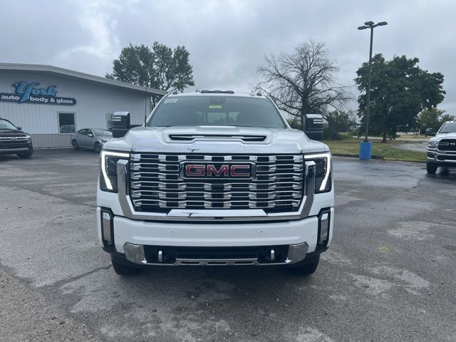 2025 GMC Sierra 3500HD Denali