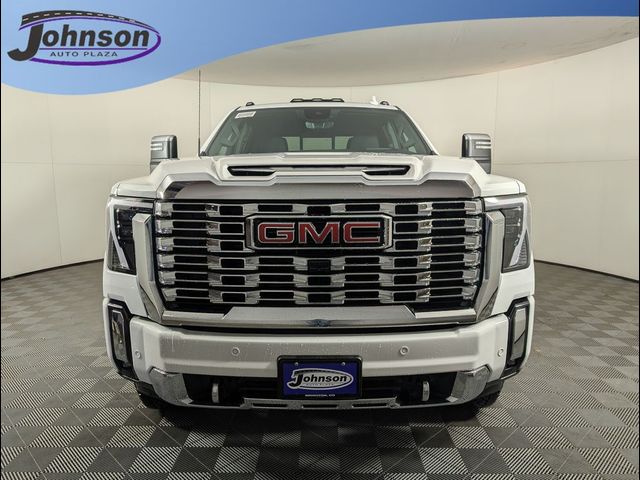 2025 GMC Sierra 3500HD Denali