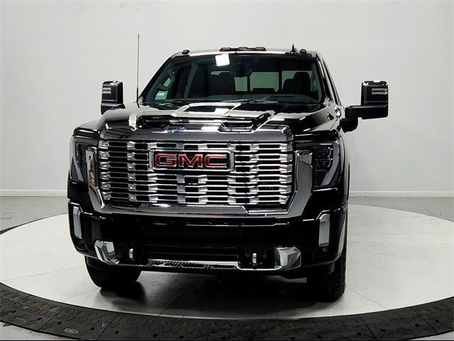 2025 GMC Sierra 3500HD Denali