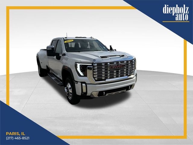 2025 GMC Sierra 3500HD Denali