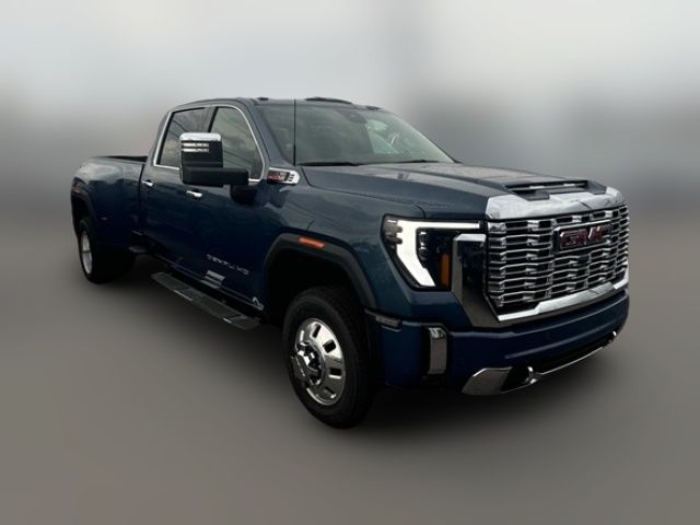 2025 GMC Sierra 3500HD Denali