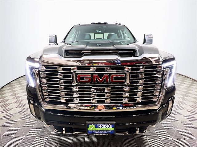 2025 GMC Sierra 3500HD Denali