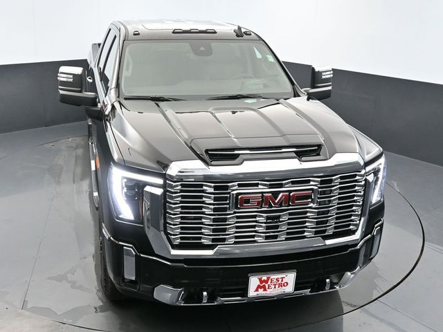 2025 GMC Sierra 3500HD Denali