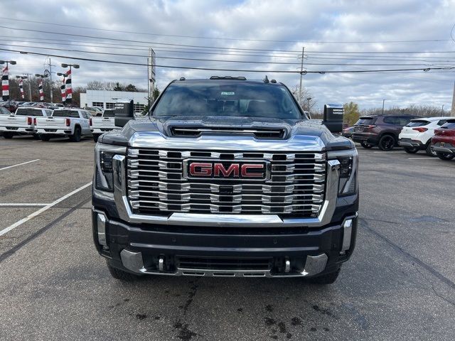 2025 GMC Sierra 3500HD Denali