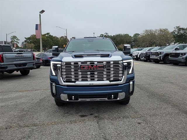 2025 GMC Sierra 3500HD Denali