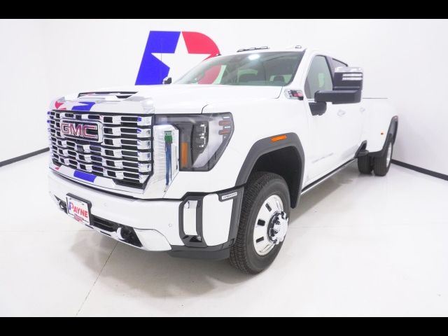 2025 GMC Sierra 3500HD Denali