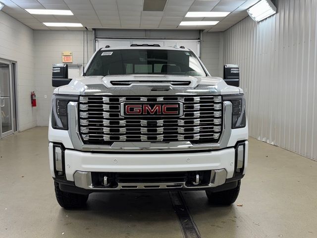 2025 GMC Sierra 3500HD Denali