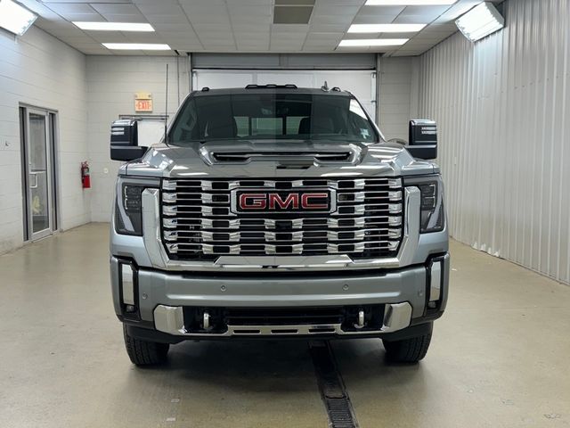 2025 GMC Sierra 3500HD Denali