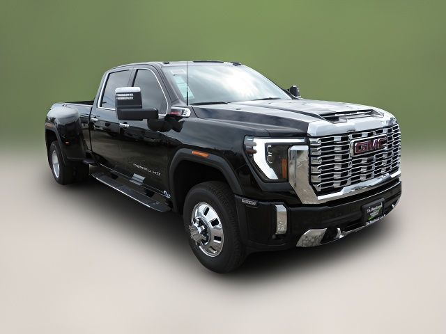 2025 GMC Sierra 3500HD Denali