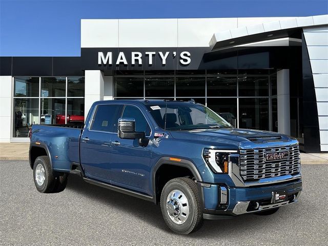 2025 GMC Sierra 3500HD Denali