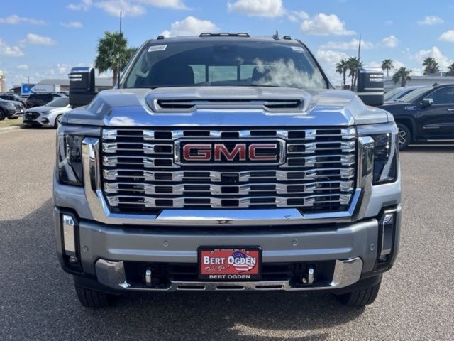 2025 GMC Sierra 3500HD Denali