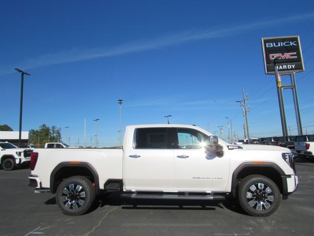 2025 GMC Sierra 3500HD Denali