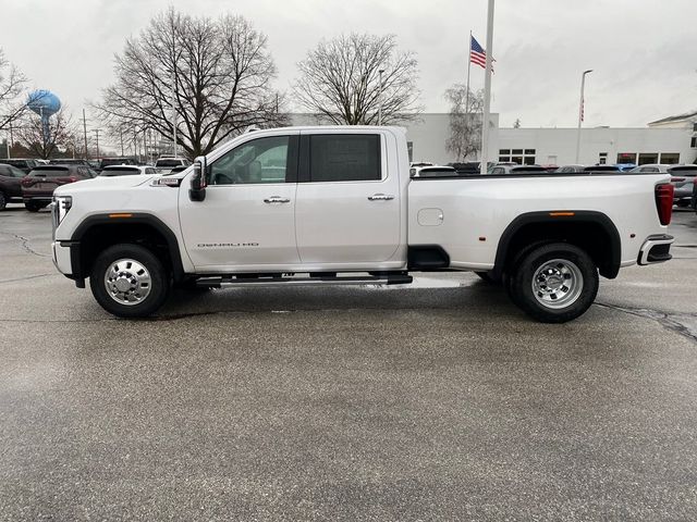 2025 GMC Sierra 3500HD Denali